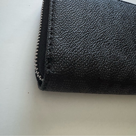 Michael Kors Black Logo Zip Around Leather Wallet - Picture 6 of 12